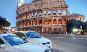 Roma, adunata di taxi per salvare l'Ospedale Caracciolo di Agnone