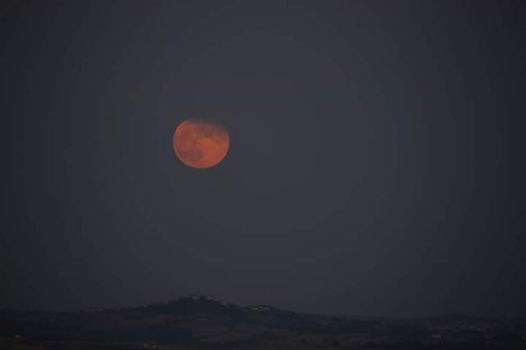 Eclissi lunare luglio 2019