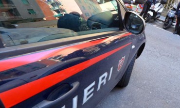 "Siamo andati a fare la spesa" i Carabinieri aprono il bagagliaio "con sorpresa"