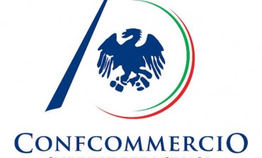 Arrivano i saldi, Confcommercio si rivolge ai consumatori: "Verificate i criteri"