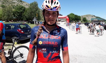 Ciclismo, l'aquila delle mainarde Manuela De Iuliis si impone alla 4^ edizione del granfondo nel Parco Sarto