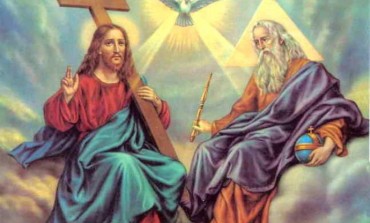 Santissima Trinità, gloria al Padre al Figlio e allo Spirito Santo