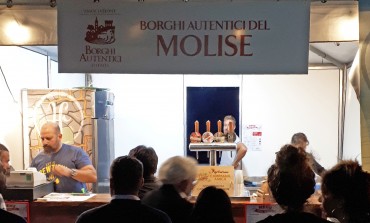 Festa nazionale borghi autentici d'Italia a Barrea: lo stand del Molise conquista tutti