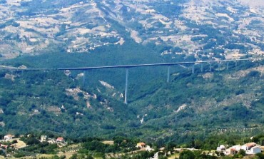 Ponte Sente, D'Ottavio e Bottone (Ecoaltomolise.net): "Dove sono finiti i soldi promessi con il decreto Genova?"