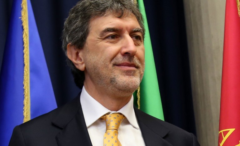 Marsilio ribadisce l'ordinanza, "Il Governo può solo, eventualmente, impugnarla"