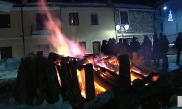 Pescopennataro, acceso  il tradizionale "Fuoche de Sand'Anduone"