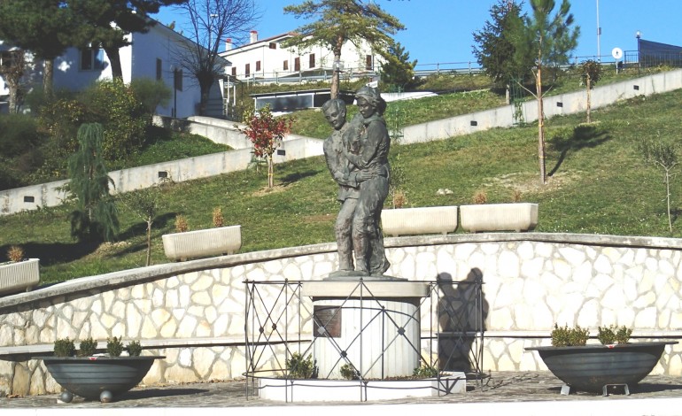 Agnone, chiusi al pubblico parchi giochi e cimiteri