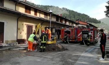 Pescasseroli, esplode la condotta del gas durante lo scavo per la fibra ottica