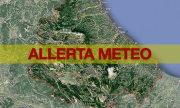 Allerta rossa Abruzzo, precipitazioni intense e criticità previste sull’Italia