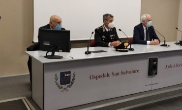 Prenotazione vaccino, compilazione della domanda dai Carabinieri per gli over 70