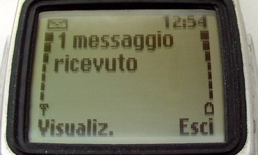 Prenotazione vaccino Abruzzo tramite SMS, Poste Italiane potenzia i canali