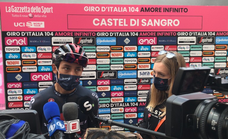 Giro d'italia Castel di Sangro: Egan Bernal maglia rosa, giornata di festa per la città