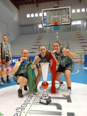 giocatrici pallacanestro Castel di Sangro