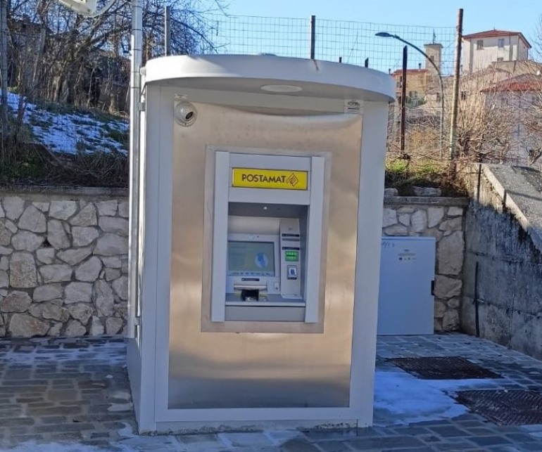 Attivo ATM Postamat di ultima generazione a Castel del Giudice