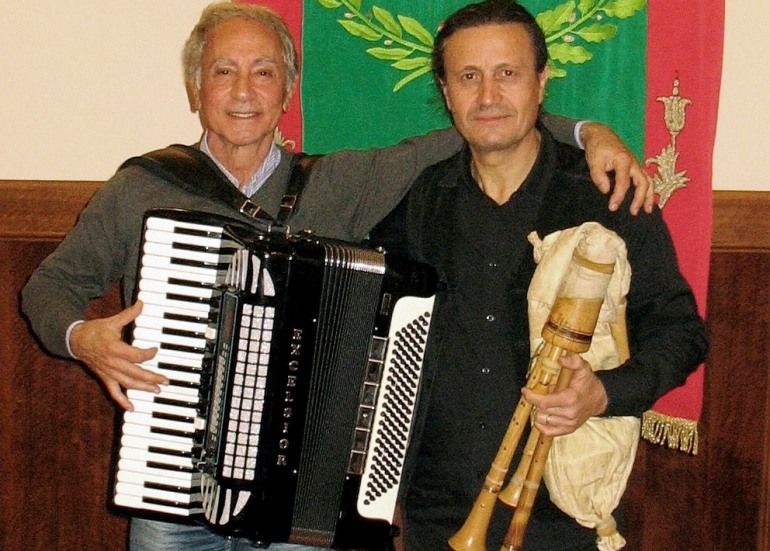 Zampognari molisani e fisarmoniche marchigiane in concerto a Castelfidardo