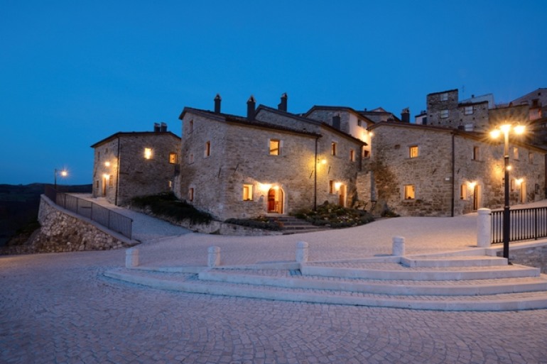 “Il Molise una regione da amare”: presentazione in Castel del Giudice della guida ‘la Repubblica’