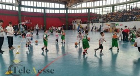Cento bambini si sfidano a Basket, Castel di Sangro vola a canestro