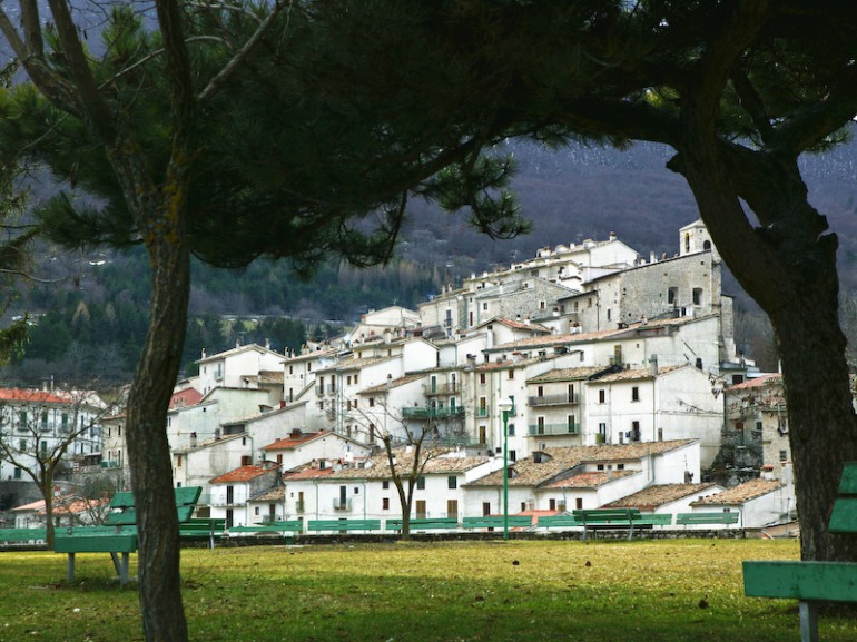 Civitella Alfedena apre le porte del Comune ai volontari del servizio civile