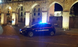 Ubriaconi girano con la macchina di notte a Sulmona, i Carabinieri gli fanno passare la sbornia