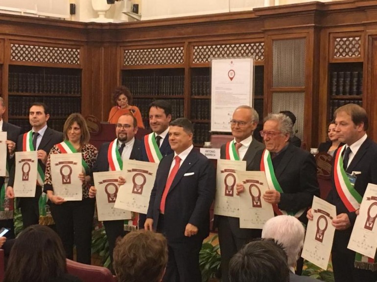 Roma, ‘Roccaraso comune d’eccellenza’, Di Donato ritira il premio al Senato