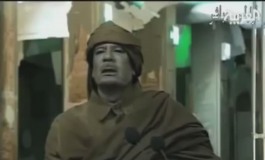 SATIRA - Il testamento di Gheddafi: "Angiulè quann me mor a'da mitt le tende a Castiell"