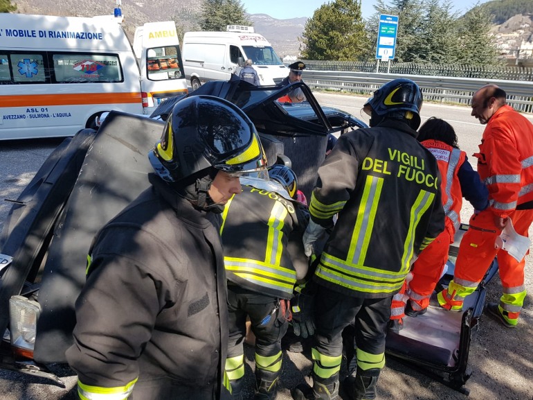 Castel di Sangro, incidente stradale: due feriti