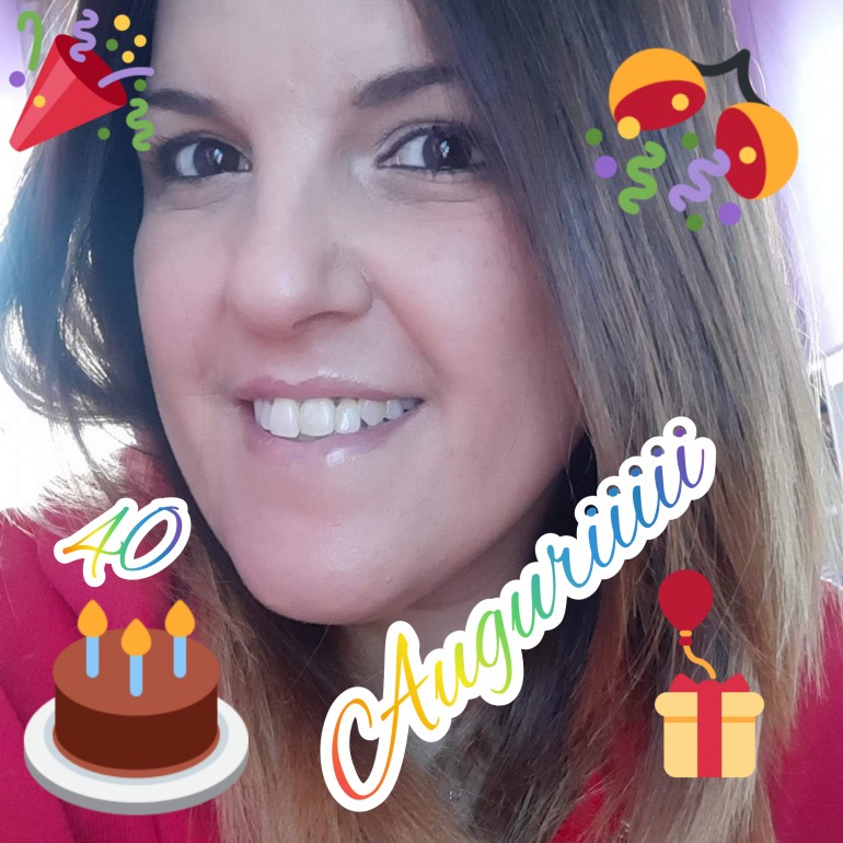 Le amiche augurano buon compleanno a Emiliana Buzzelli