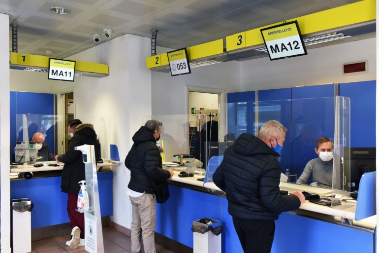 Poste Italiane potenzia gli orari di apertura a Pescocostanzo e Alfedena