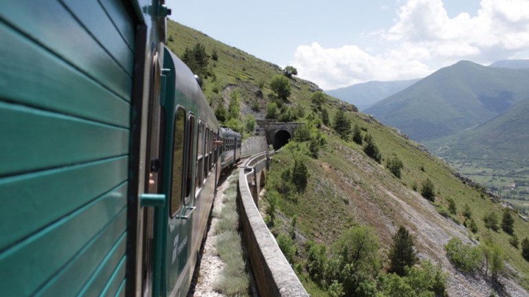 Al via il calendario estivo della Ferrovia dei Parchi con il treno storico della Transiberiana d’Italia