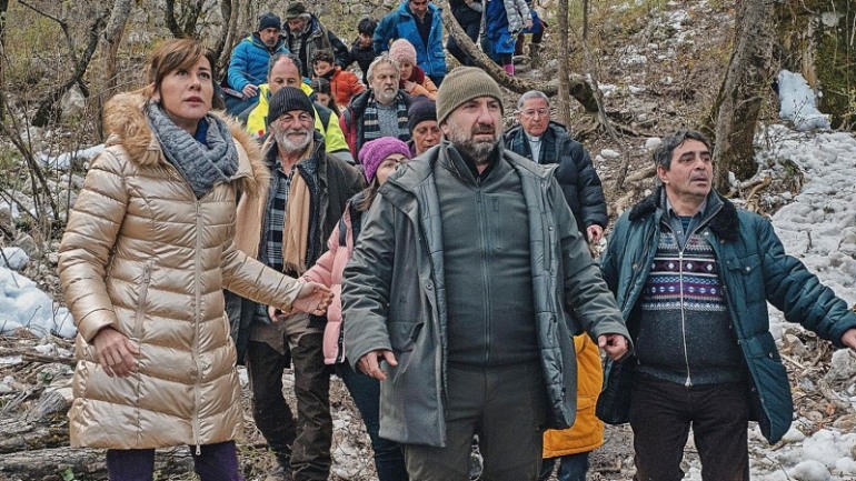 Un Mondo a Parte: Castel Romito e Castel di Sangro, “La montagna lo fa” una metafora coinvolgente