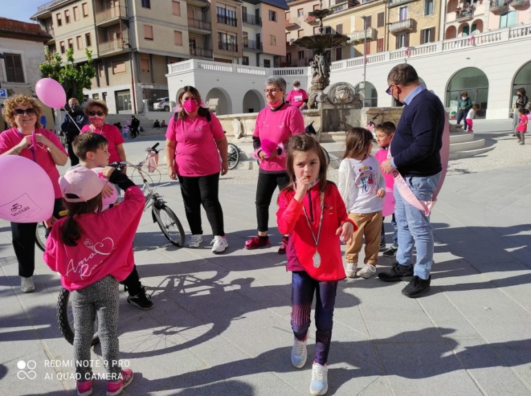 Pedalata in Rosa a Castel di Sangro, evento organizzato dall’Associazione AmoRosa