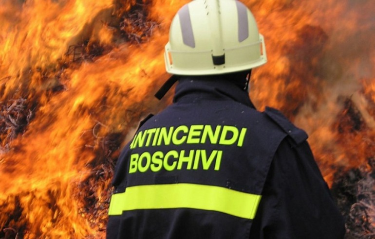 Corso A.I.B. per Volontari di Protezione Civile, il Comune di Castel di Sangro promotore della formazione