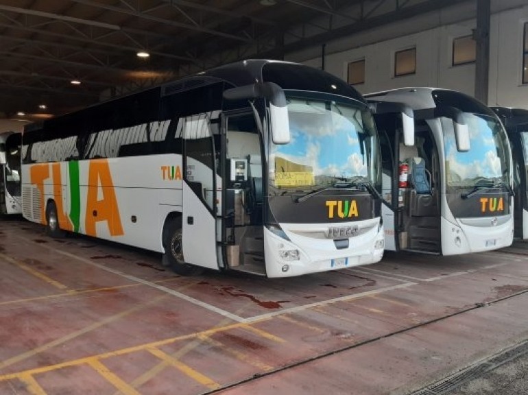 Autobus per Roma, TUA collega la Capitale con i “Parchi” in estate