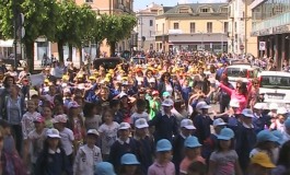 Castel di Sangro, flash mob per la conclusione dell'anno scolastico