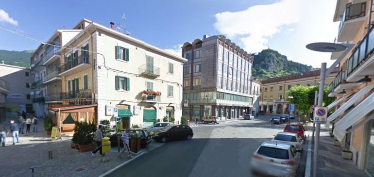 Rissa in un bar del centro a Castel di Sangro: due arresti e un ferito grave