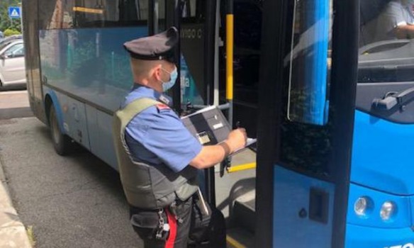 Carabinieri aggrediti da un 21enne magrebino su autobus L’Aquila - Avezzano, arrestato