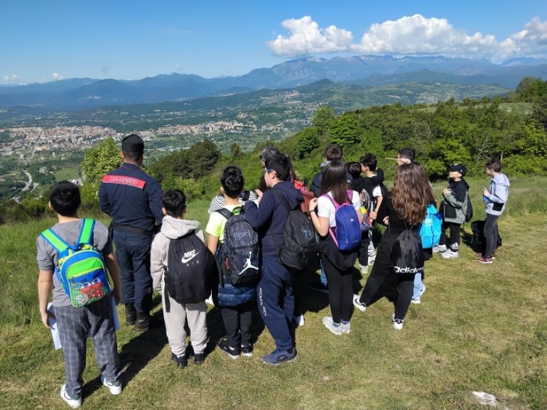 Isernia: Carabinieri Forestali e Scuola di Pesche Insieme nella Riserva Naturale, Notizie su Biodiversità e Educazione Ambientale