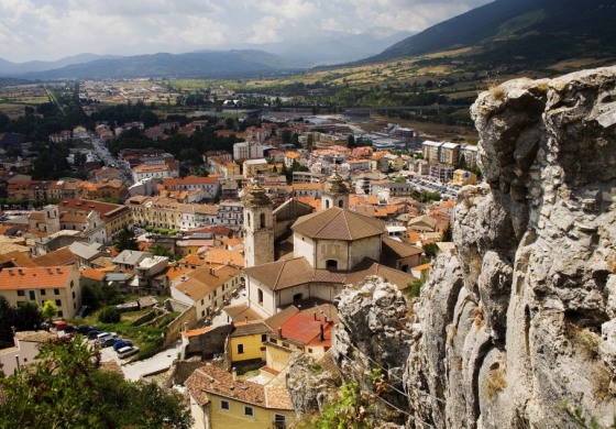 Coronavirus, aumenta l'emergenza a Castel di Sangro: 2 casi sospetti in attesa di esito