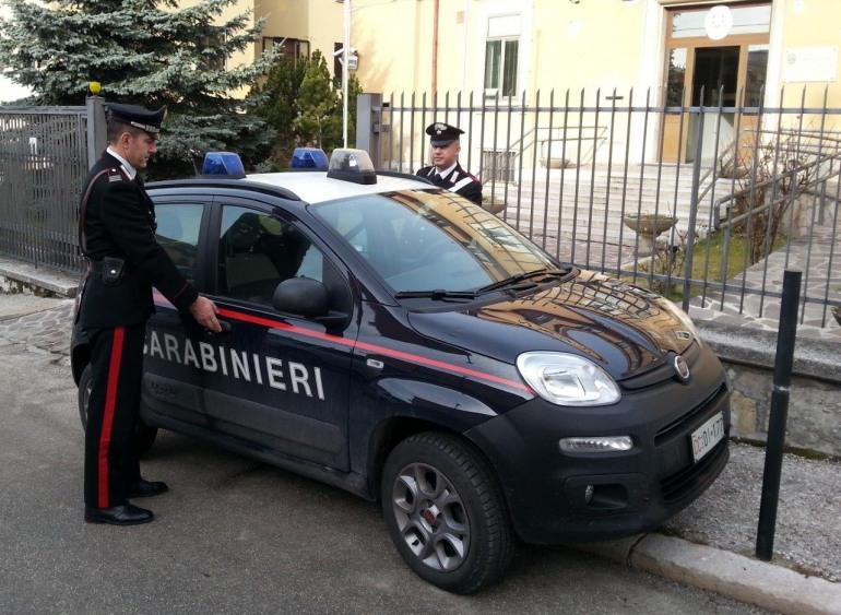 Pescasseroli, arrestato albanese: è accusato di alcuni colpi alle attività commerciali