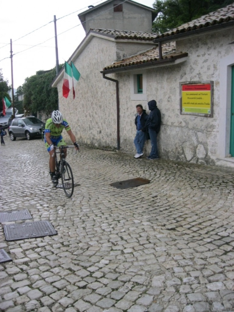 Stefano Fatone e Andrea Tarolla dominano la cronoscalata a Civitella Alfedena