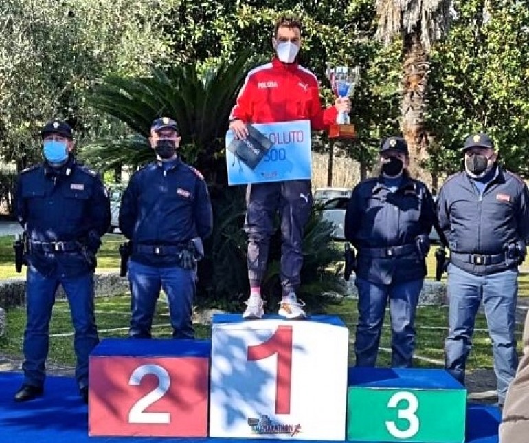 La Polizia di Stato di Isernia si congratula con Daniele D’Onofrio per il successo