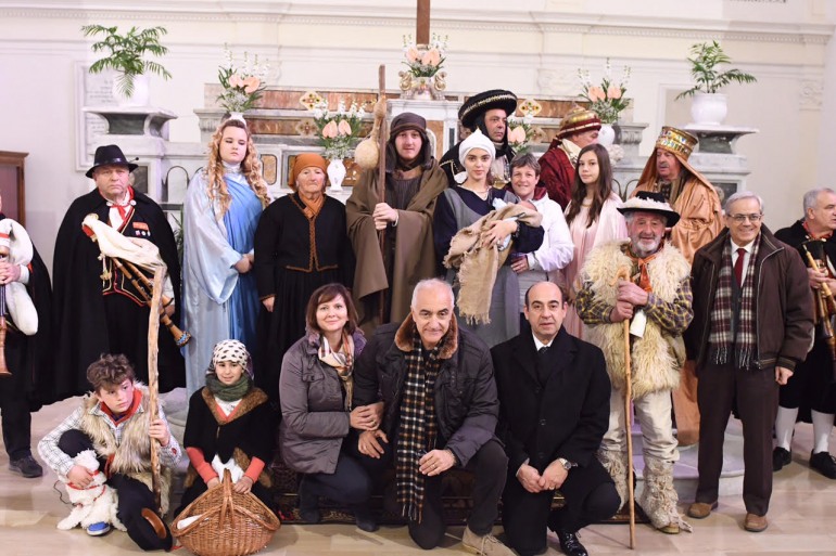 Presentati i personaggi del presepe vivente di Rivisondoli