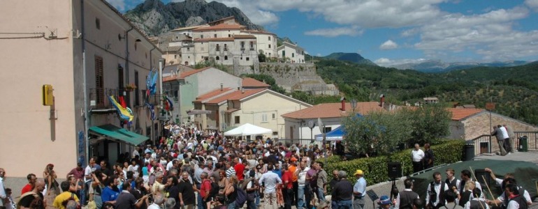 Scapoli, nuovo look e aggiornamenti sul portale del festival della zampogna