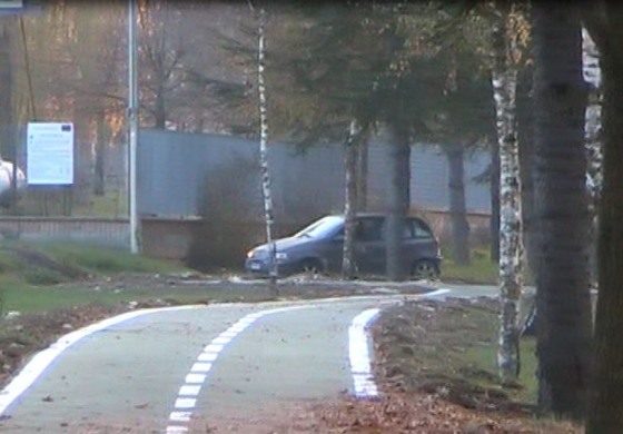 Castel di Sangro, automobilista a spasso per la ciclopedonale ( video)