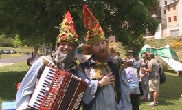 Apre il sipario la festa nazionale degli Gnomi. Invasione di bambini a Roccaraso