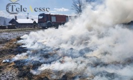 Date alle fiamme 120 rotoballe di fieno a Pietransieri, si ipotizza un incendio doloso