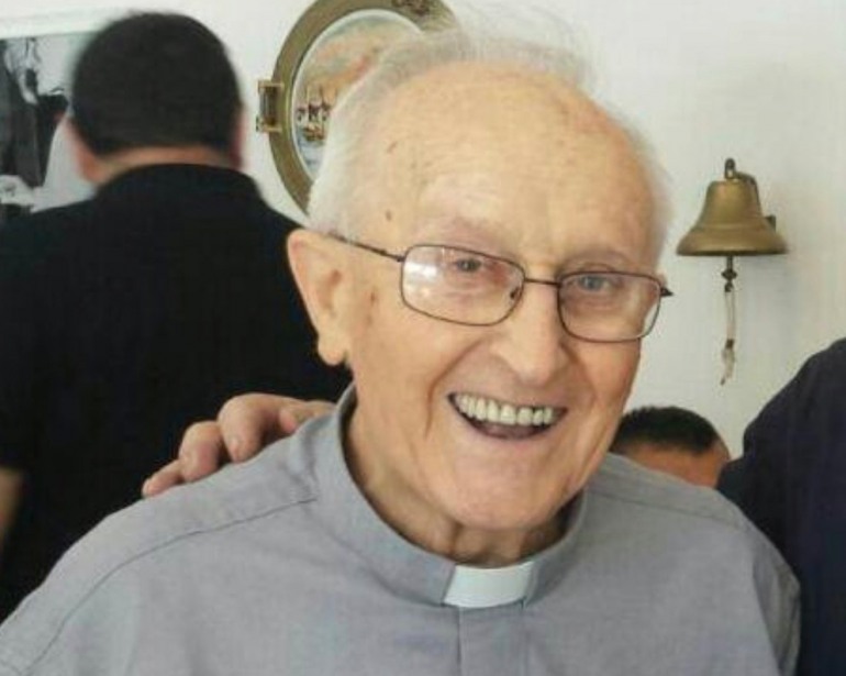 Pescara, si è spento all’età di 89 anni il sacerdote di Capracotta don Michele D’Andrea