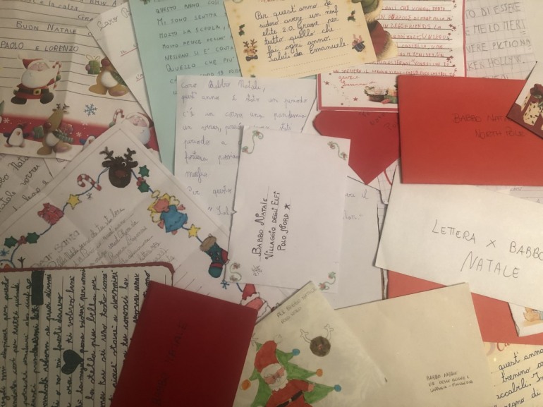 “La posta di Babbo Natale” anche quest’anno Poste Italiane risponde alle letterine dei bambini
