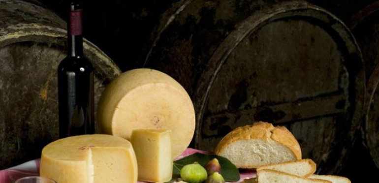 Hai il colesterolo alto? Mangia pecorino molisano