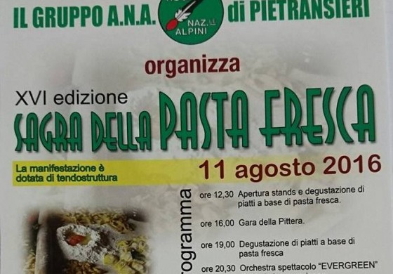 Turisti in fermento per la "sagra della pasta fresca" a Pietransieri